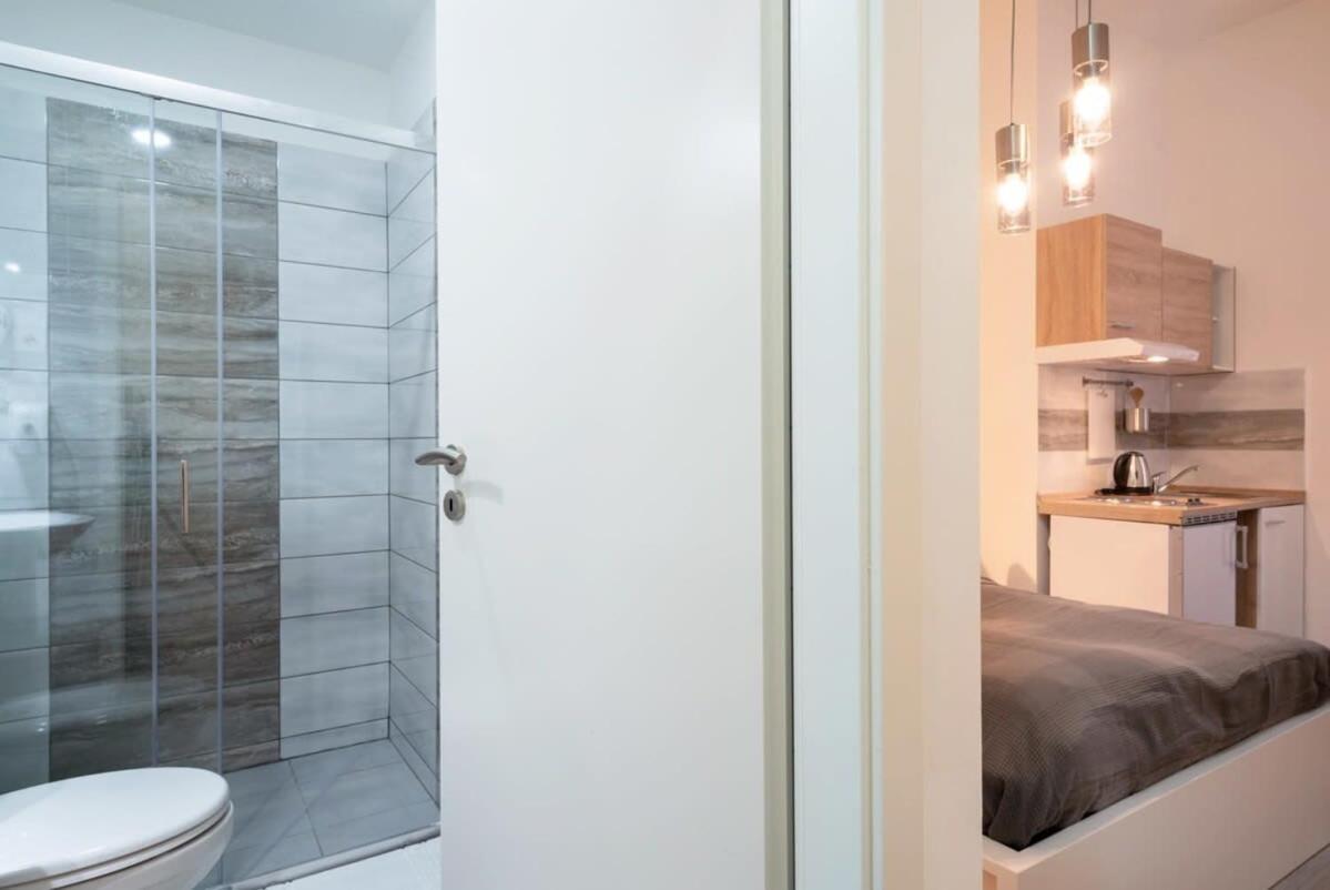New Comfy Studio At Convenient Location Budapest Ngoại thất bức ảnh